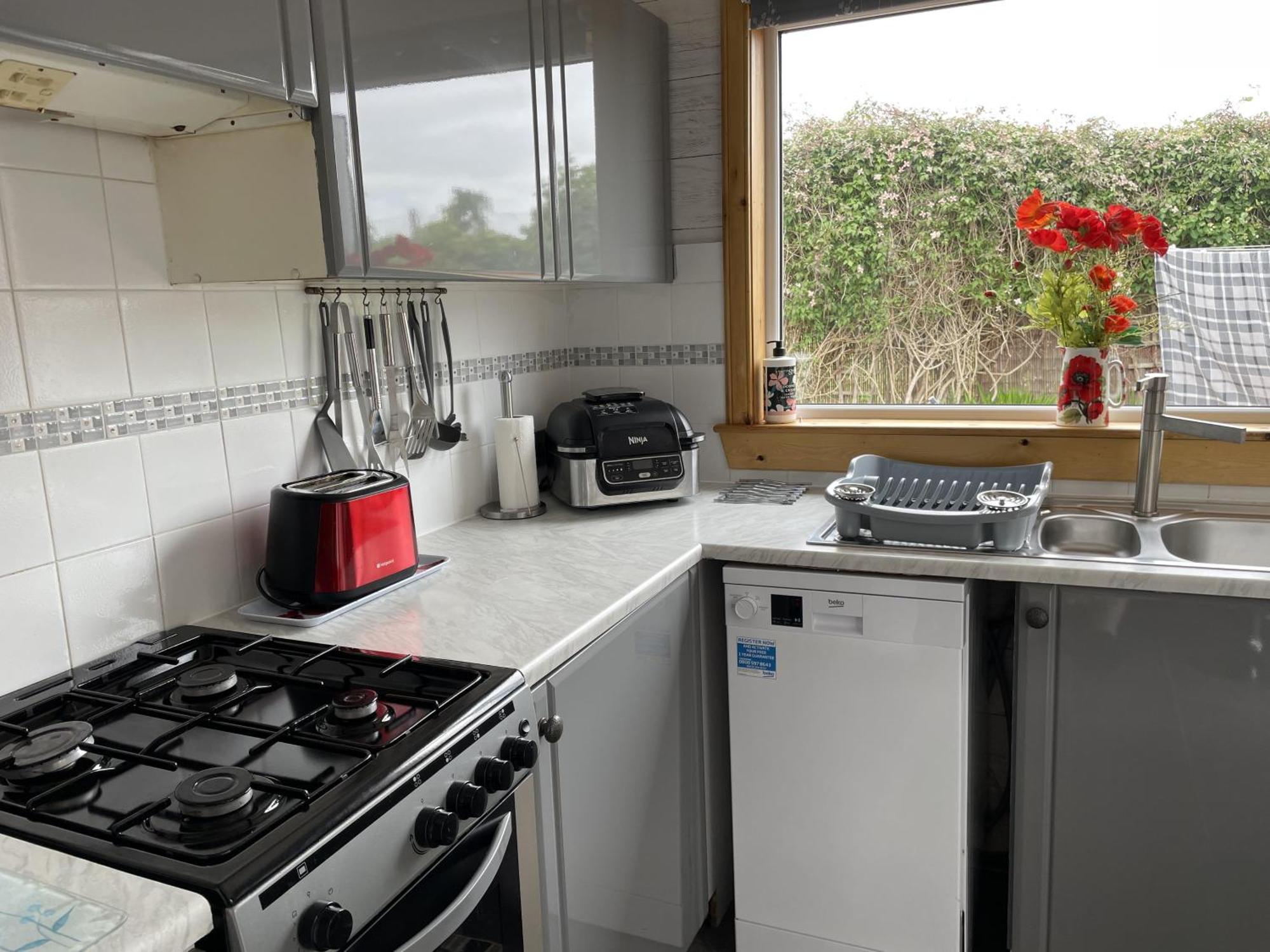3Bedroom 1Bathroom 1 Shower Room In Quiet Area Inverness Exterior photo